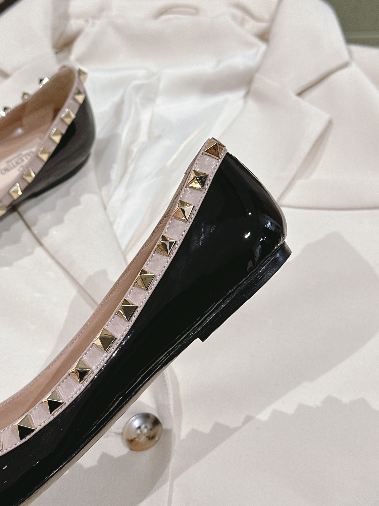 Women's high heels